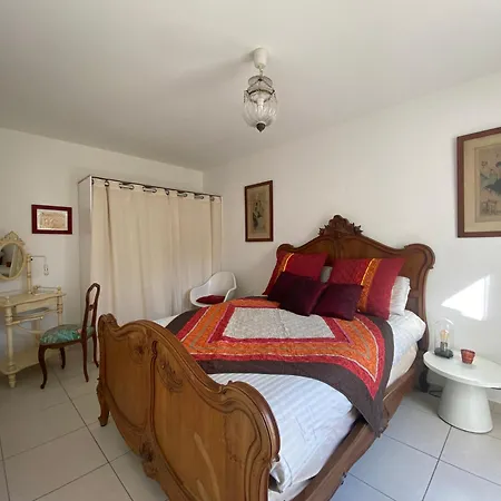 Maison 3 Chambres, Parking, Jardin, Climatisation 別荘 *